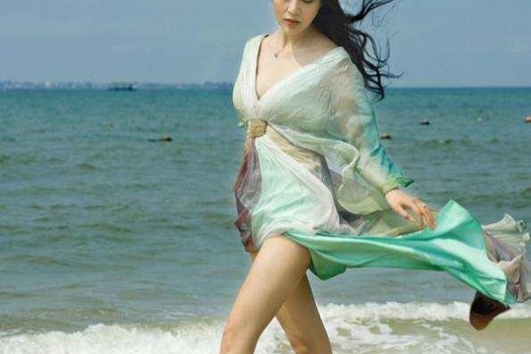 石斛田七花旗参汤：四大药材养生，免疫调节之道